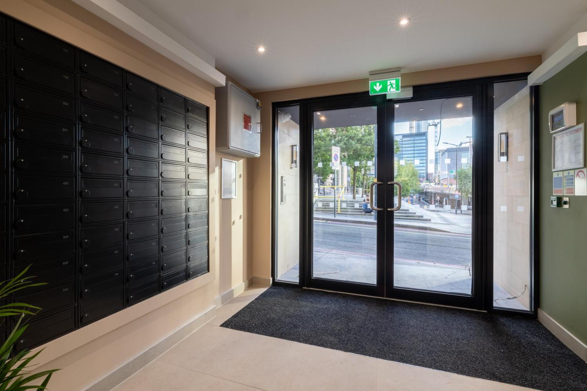 Kula Birmingham - New Street Station Apartment Ngoại thất bức ảnh
